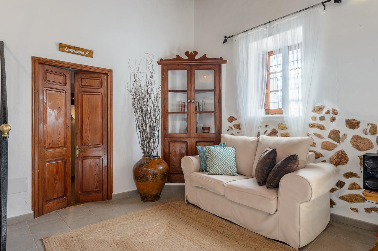 Rural Prats Apartament *